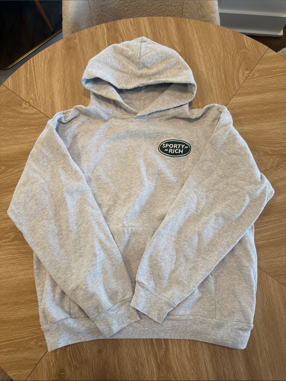 Sporty & Rich Light Gray Pullover Hoodie with Chest Logo